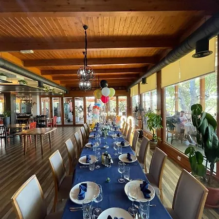 Divjaka Resort 리조트