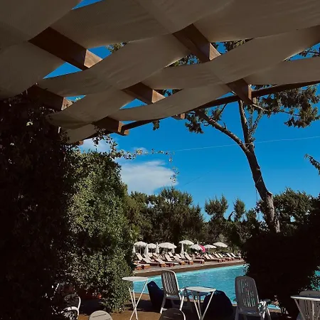 Rezort Divjaka Resort *