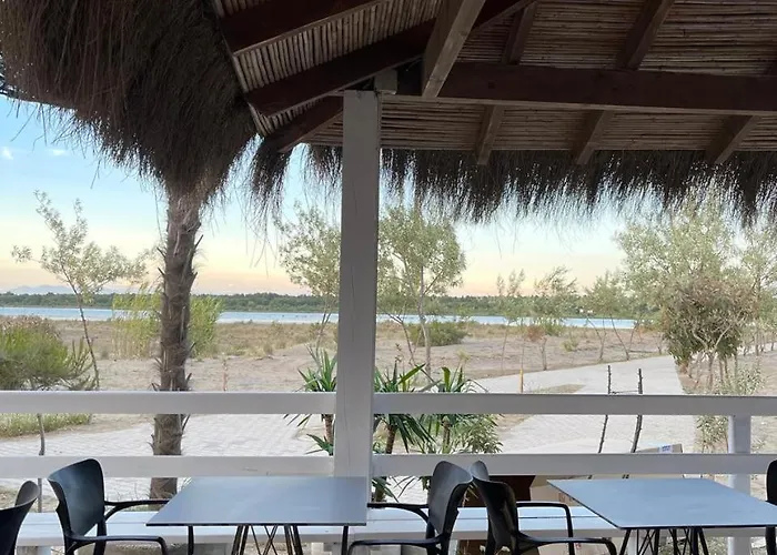 Divjaka Resort Resort *